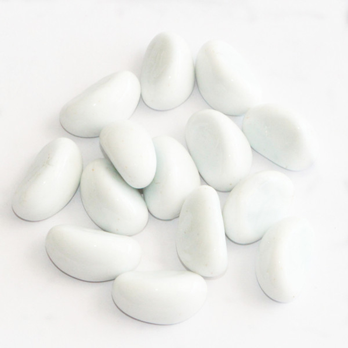 Glass cashew