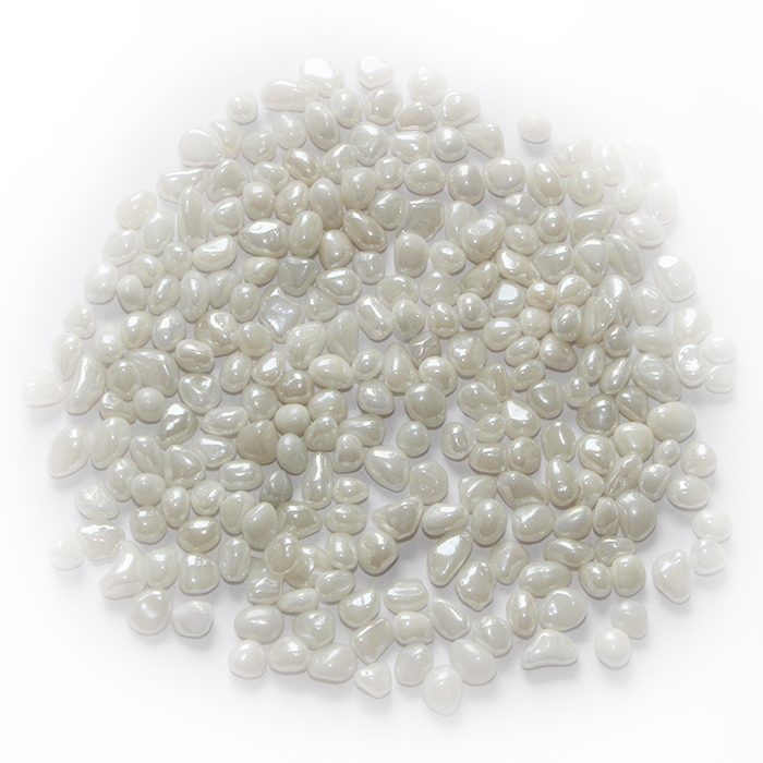 Iridescent glass beads